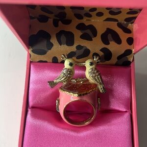 Betsy Johnson Bird Ring